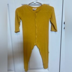 Kyte Mustard snap footie 3-6 month